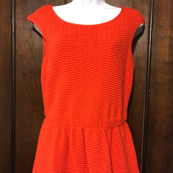 Orange spice top with elastic waist. Size Small. - Picture 1 of 7